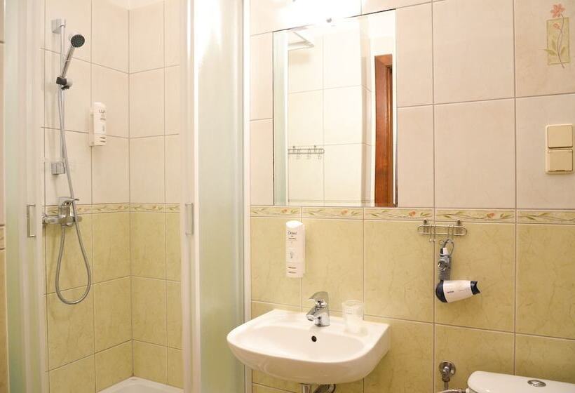 בית מלון כפרי Wenderedu Business Center