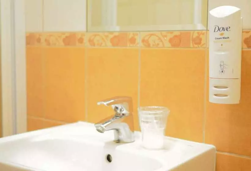 هتل Wenderedu Business Center