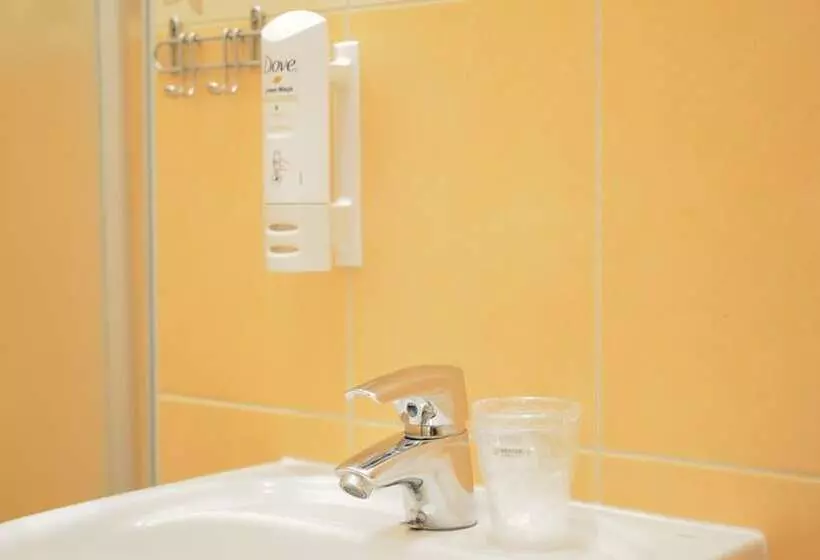 هتل Wenderedu Business Center