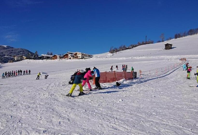 Jugendhotel Angerhof