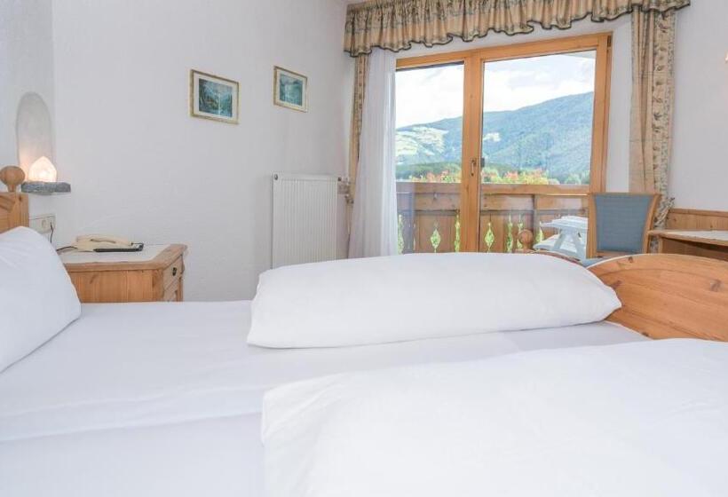 Mineralienhotel Natznerhof