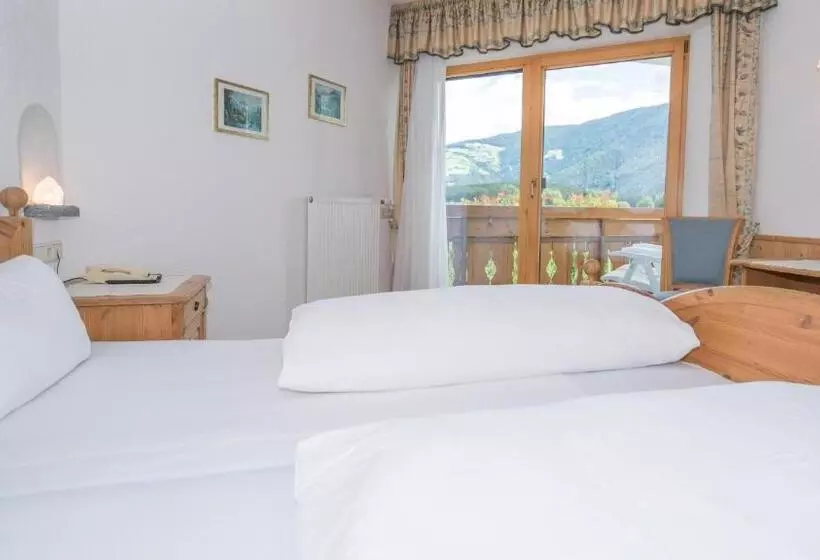 Mineralienhotel Natznerhof