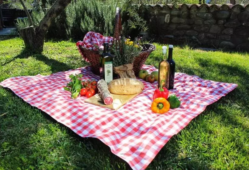 ホテル Agriturismo Il Poderetto