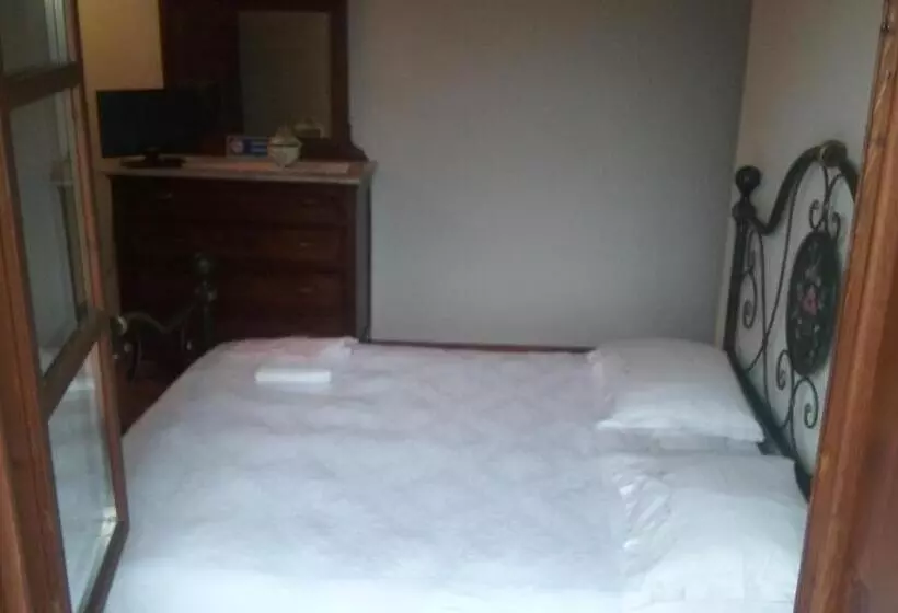 ホテル Agriturismo Il Poderetto