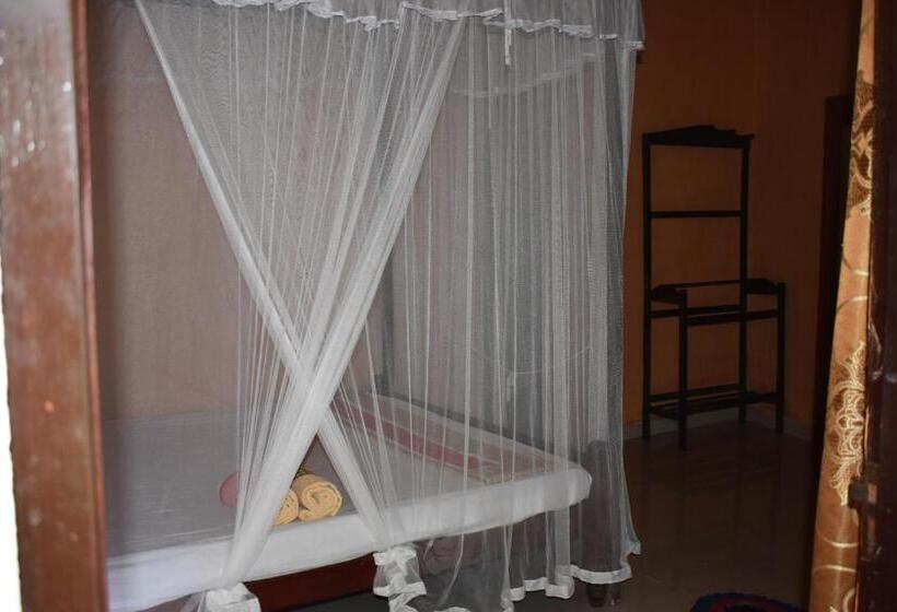 بنسيون Aroma Guest House