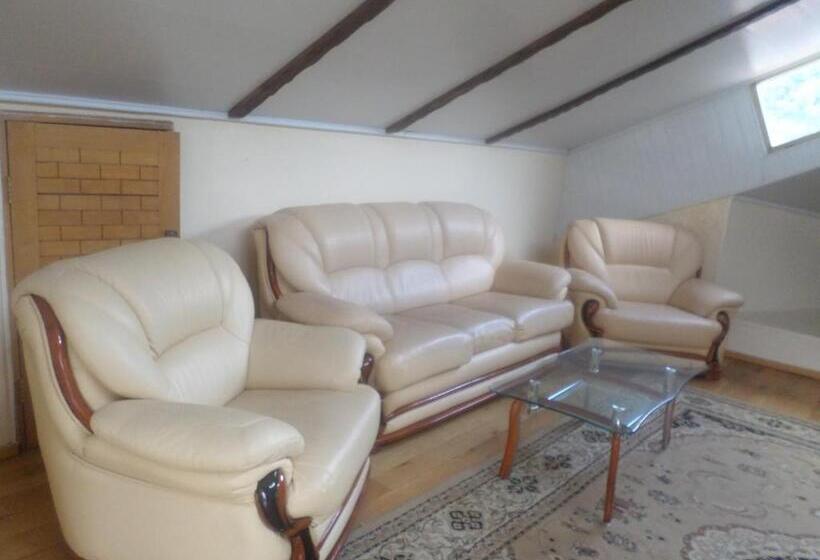 پانسیون Guest House Seno