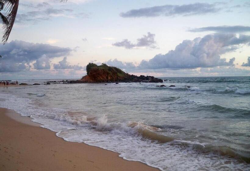 بنسيون Village Star Restmirissa