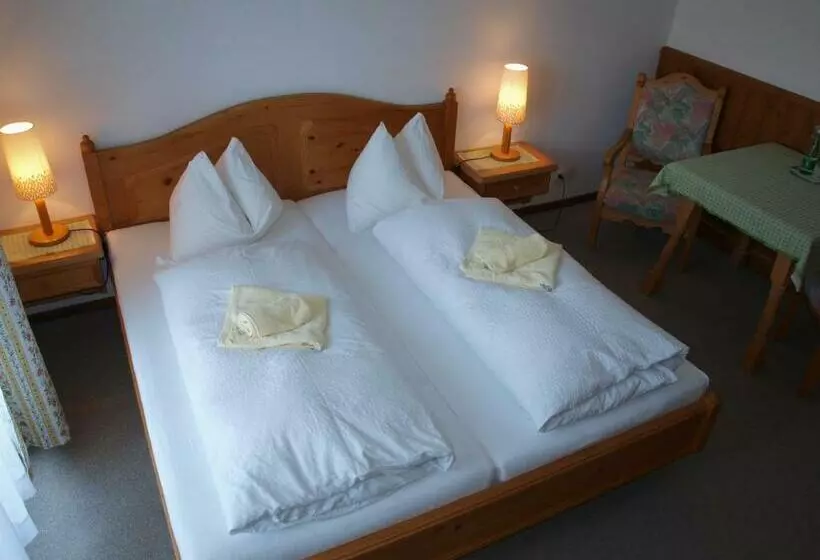 ペンション Retro Hotel Igelheim
