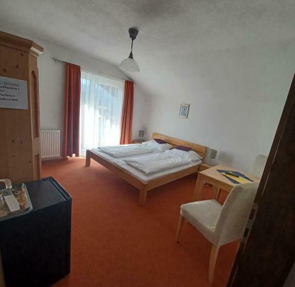 بنسيون Retro Hotel Igelheim