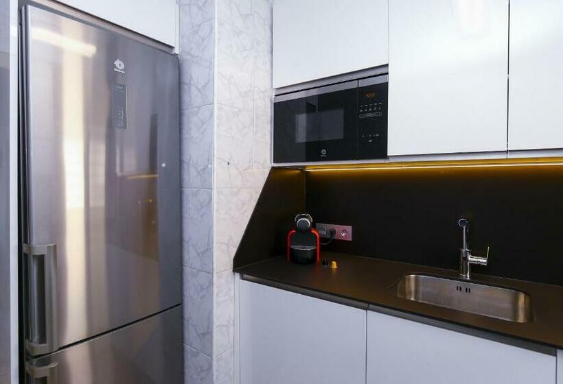 Fores 1 Planet Costa Dorada