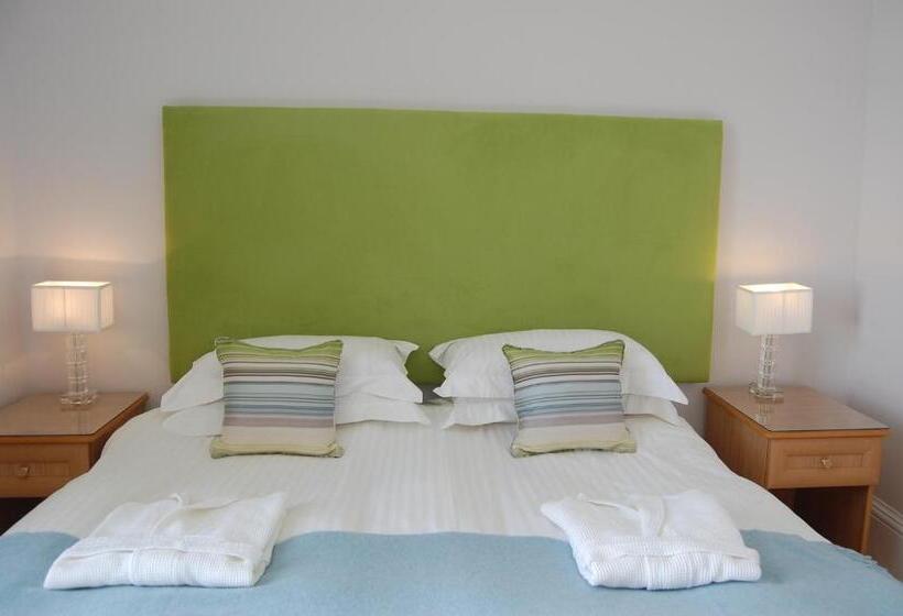 膳宿费 Warwick House