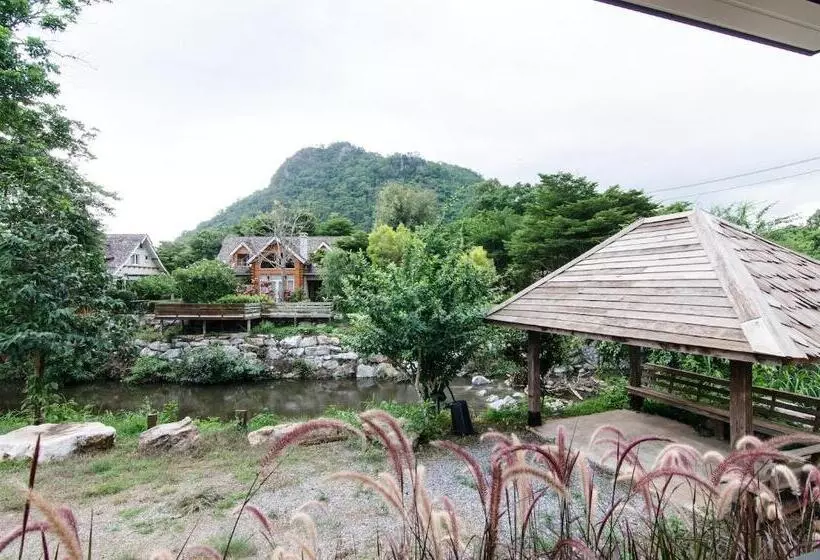 Tharapana Khaoyai Resort