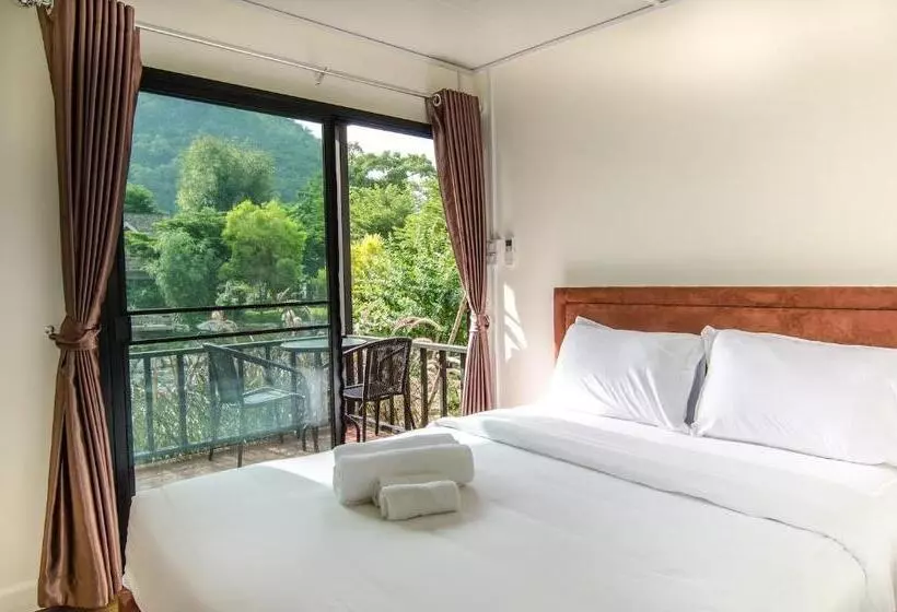 Tharapana Khaoyai Resort