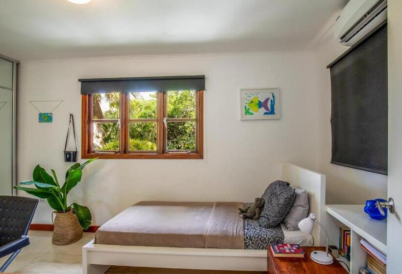 Naïma Luxury Home, Cottage & Apartment Rentals