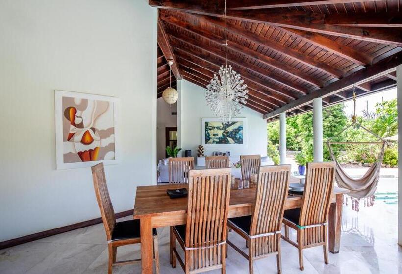 Naïma Luxury Home, Cottage & Apartment Rentals