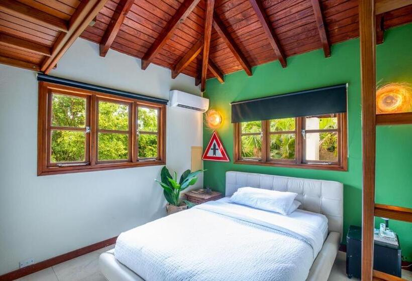 Naïma Luxury Home, Cottage & Apartment Rentals