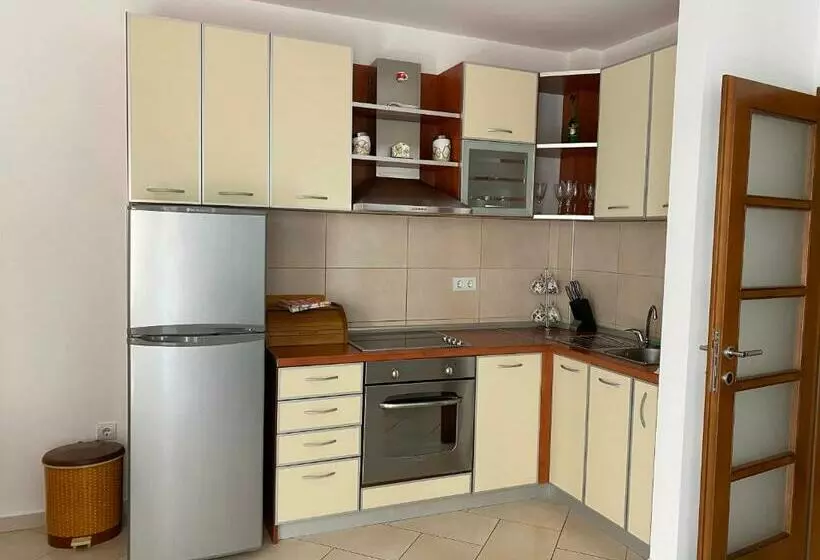 Apartman Goti