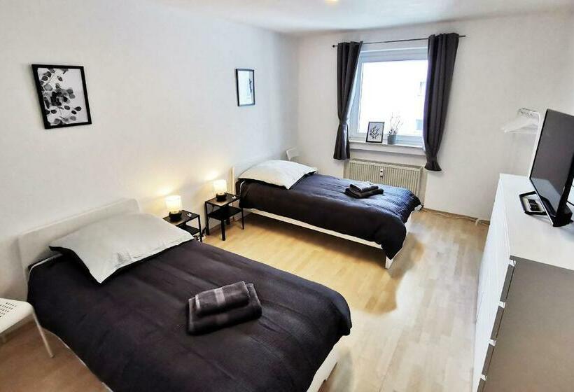 Nice Apartment In Heusenstamm Near Frankfurt