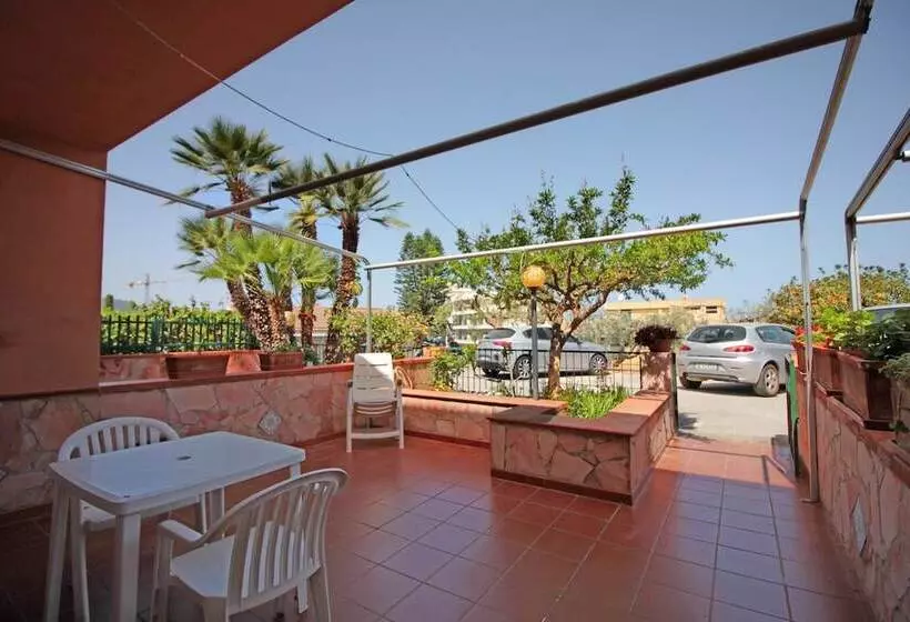 Villetta Santa Lucia Con Patio E Giardino By Wonderful Italy