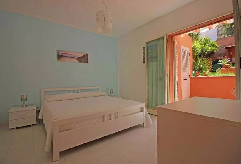 Villetta Santa Lucia Con Patio E Giardino By Wonderful Italy