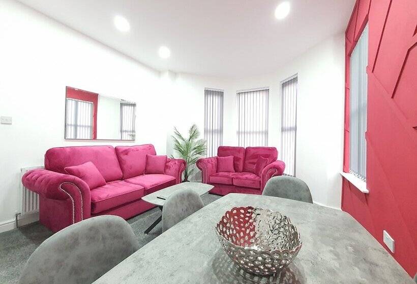 Dysa Banks Apartments