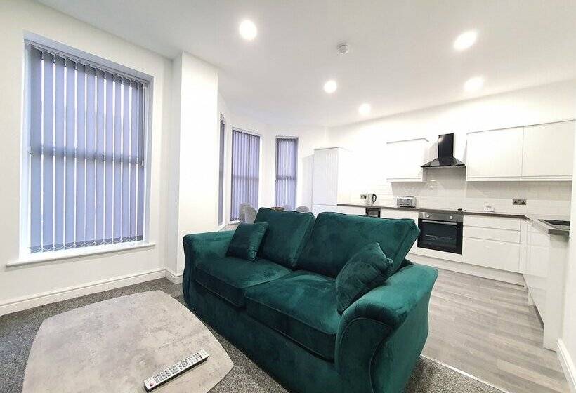 Dysa Banks Apartments