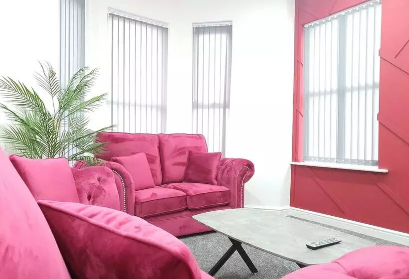 Dysa Banks Apartments