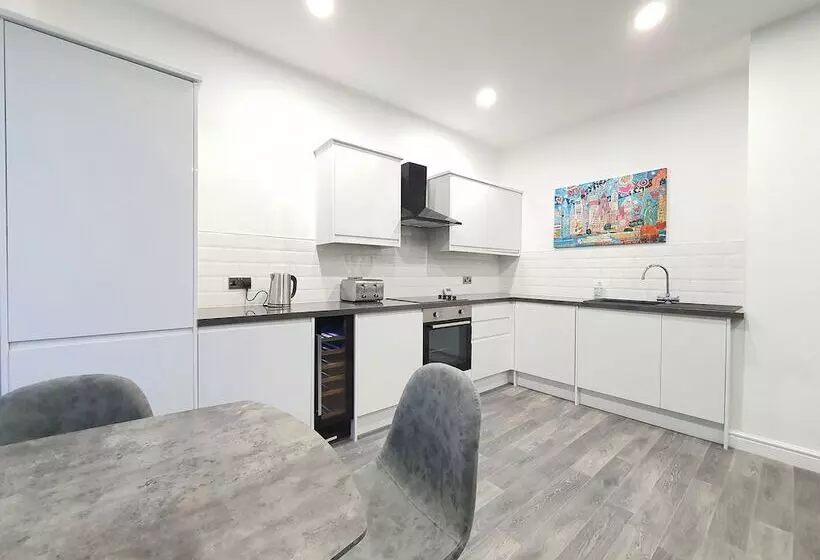 Dysa Banks Apartments