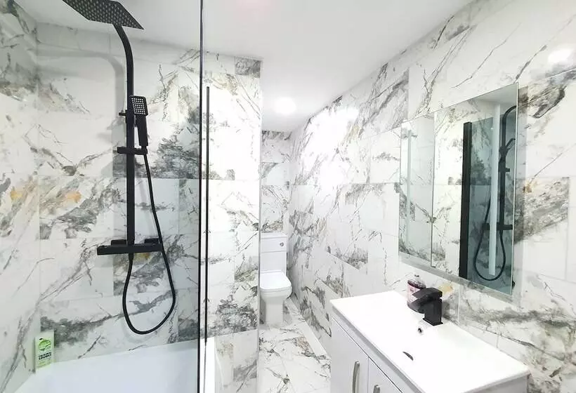 Dysa Banks Apartments