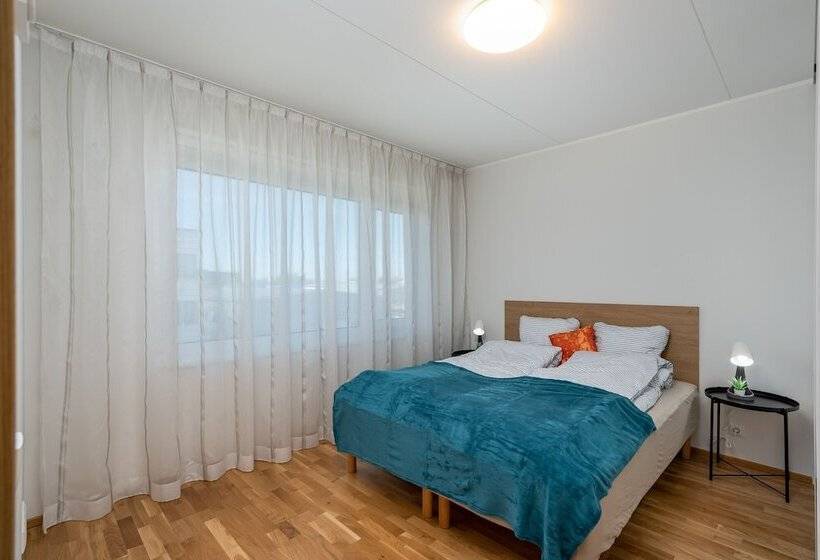 Haraka Apartment With Sunset Balcony