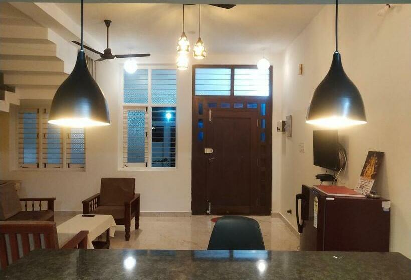 La Maison Aurele Near Auroville Beach