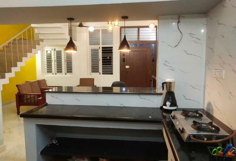 La Maison Aurele Near Auroville Beach