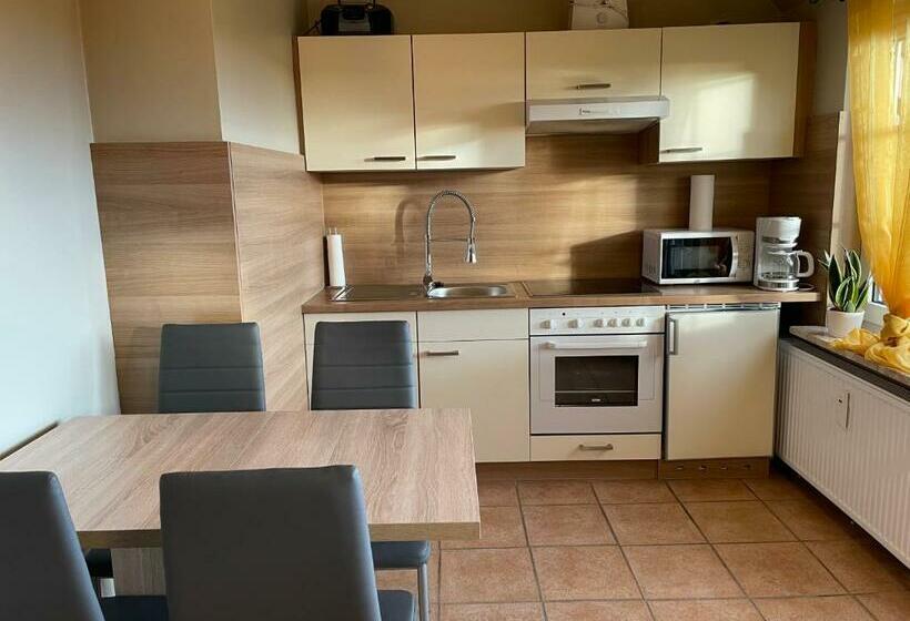 Modernisierte Ferienwohnung Friedrichskoog   Spitze, Gegenüber Mutter Kind Klinik