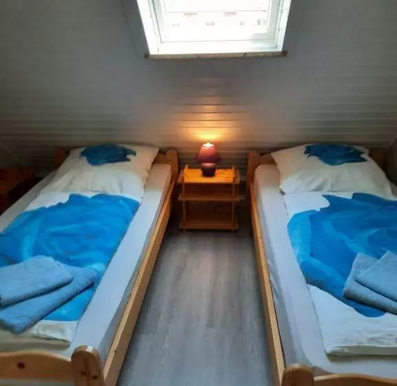 Modernisierte Ferienwohnung Friedrichskoog   Spitze, Gegenüber Mutter Kind Klinik