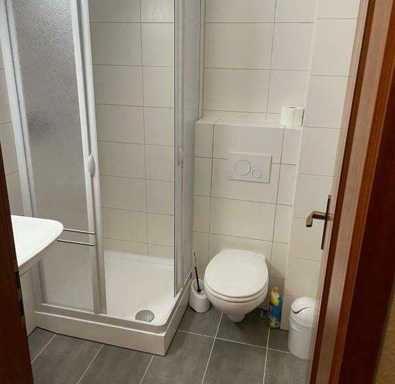 Modernisierte Ferienwohnung Friedrichskoog   Spitze, Gegenüber Mutter Kind Klinik