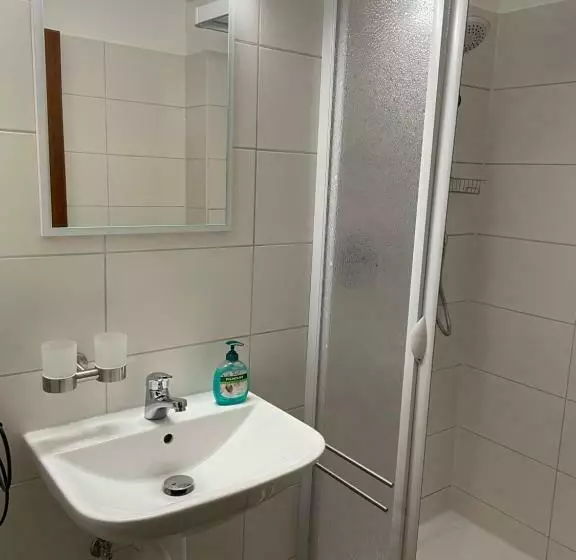 Modernisierte Ferienwohnung Friedrichskoog   Spitze, Gegenüber Mutter Kind Klinik