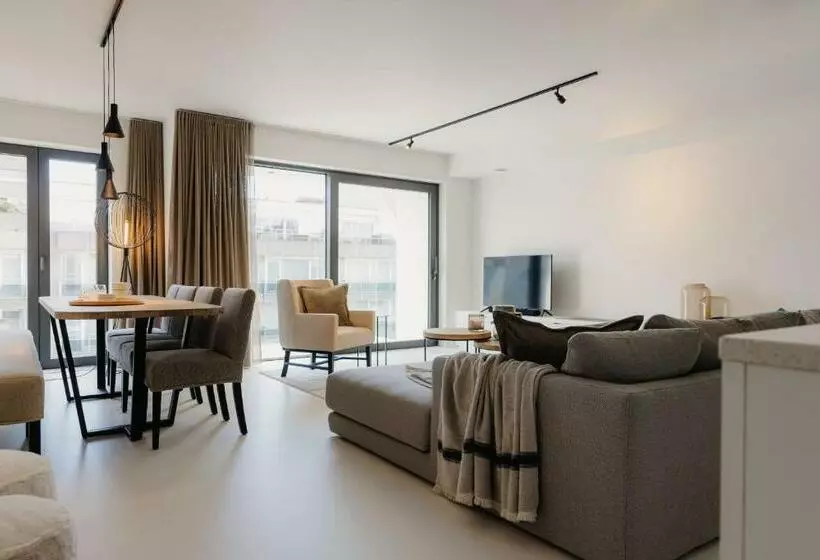 Portwin Luxury Stays