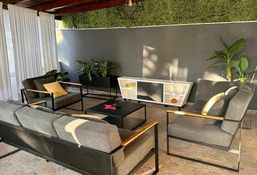 Vacation Vibes   Modern Apartment In Golem Near Sea