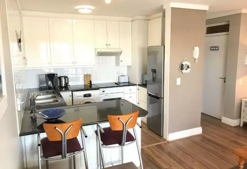 Belle View @ Knysna Quays