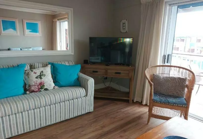 Belle View @ Knysna Quays