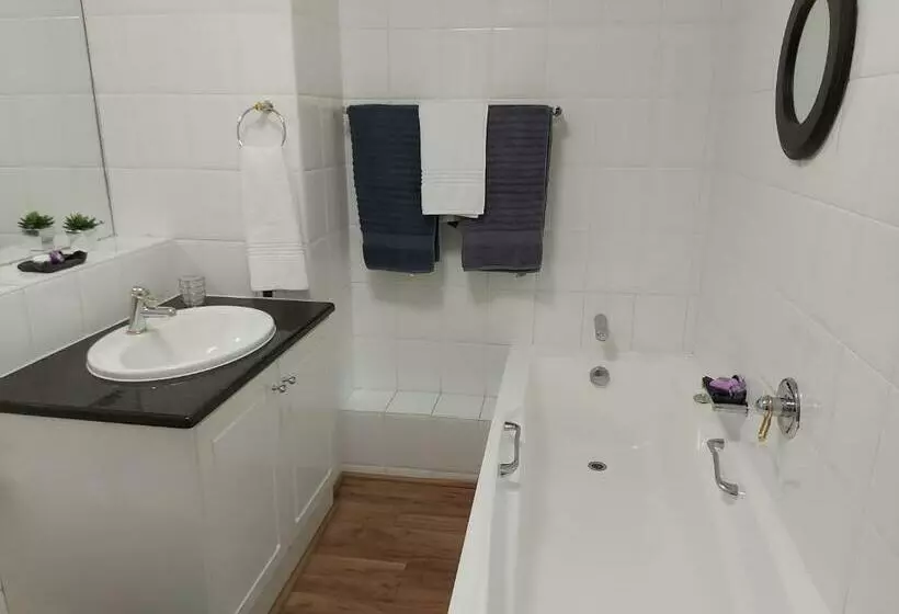 Belle View @ Knysna Quays