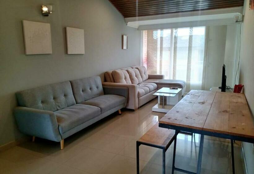 Homy Apartamentos #8 Apt Grande G12 Agora Corferias Embassy Un