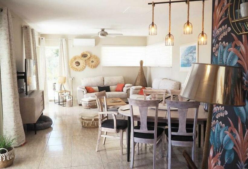 Maravillosa Villa Con Piscina Vistas Al Mar Y Aa