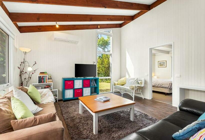 Point Lonsdale Beach House   Relax Beach Surf Golf