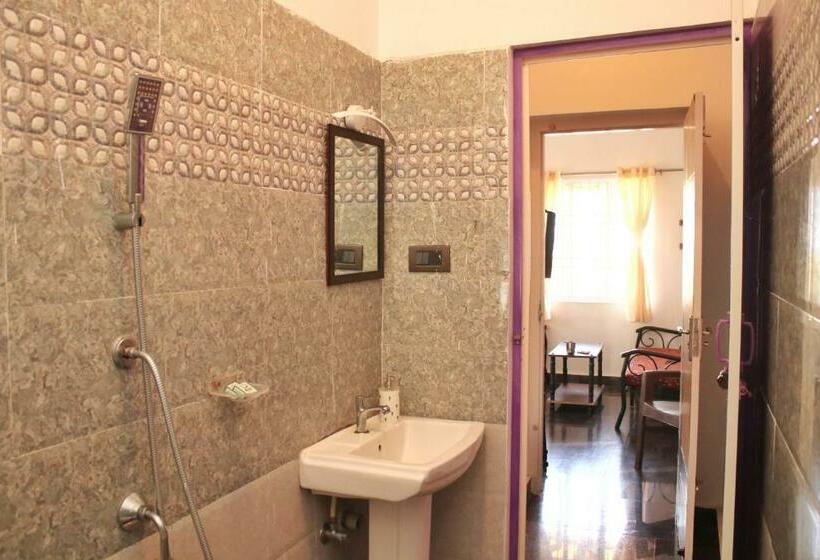 The Pink House Mamallapuram