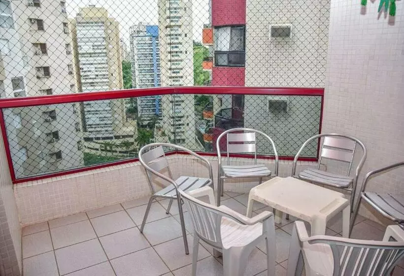 Apto C Piscina E Acesso Exclusivo A Praia, Guaruja
