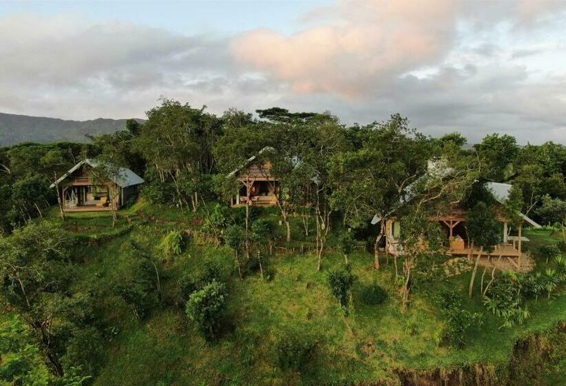 Chamgaia Off Grid Eco Villa