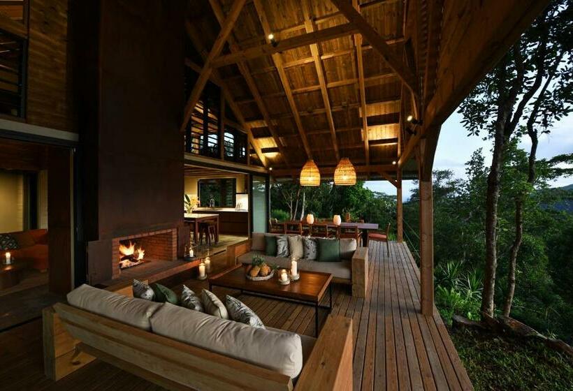 Chamgaia Off Grid Eco Villa