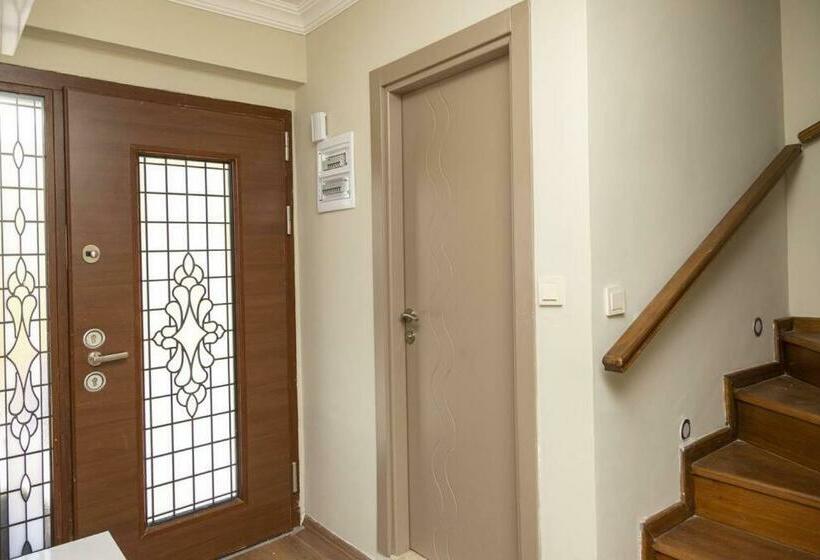 Duplex With Stunning View Near Camel Beach In Bodrum