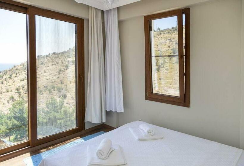 Duplex With Stunning View Near Camel Beach In Bodrum